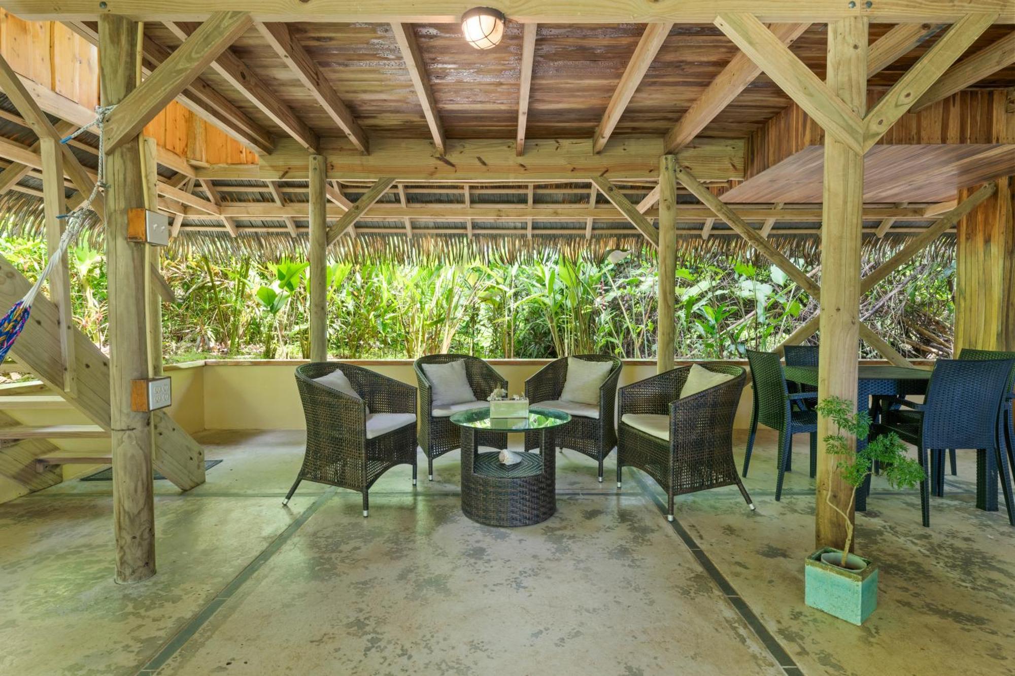 Copa De Arbol Beach & Rainforest Resort Drakes Bay Rum bild