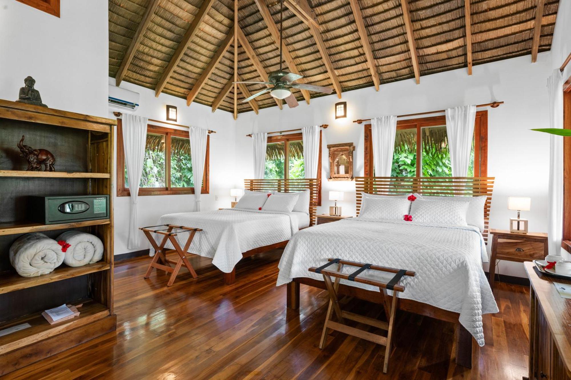Copa De Arbol Beach & Rainforest Resort Drakes Bay Rum bild