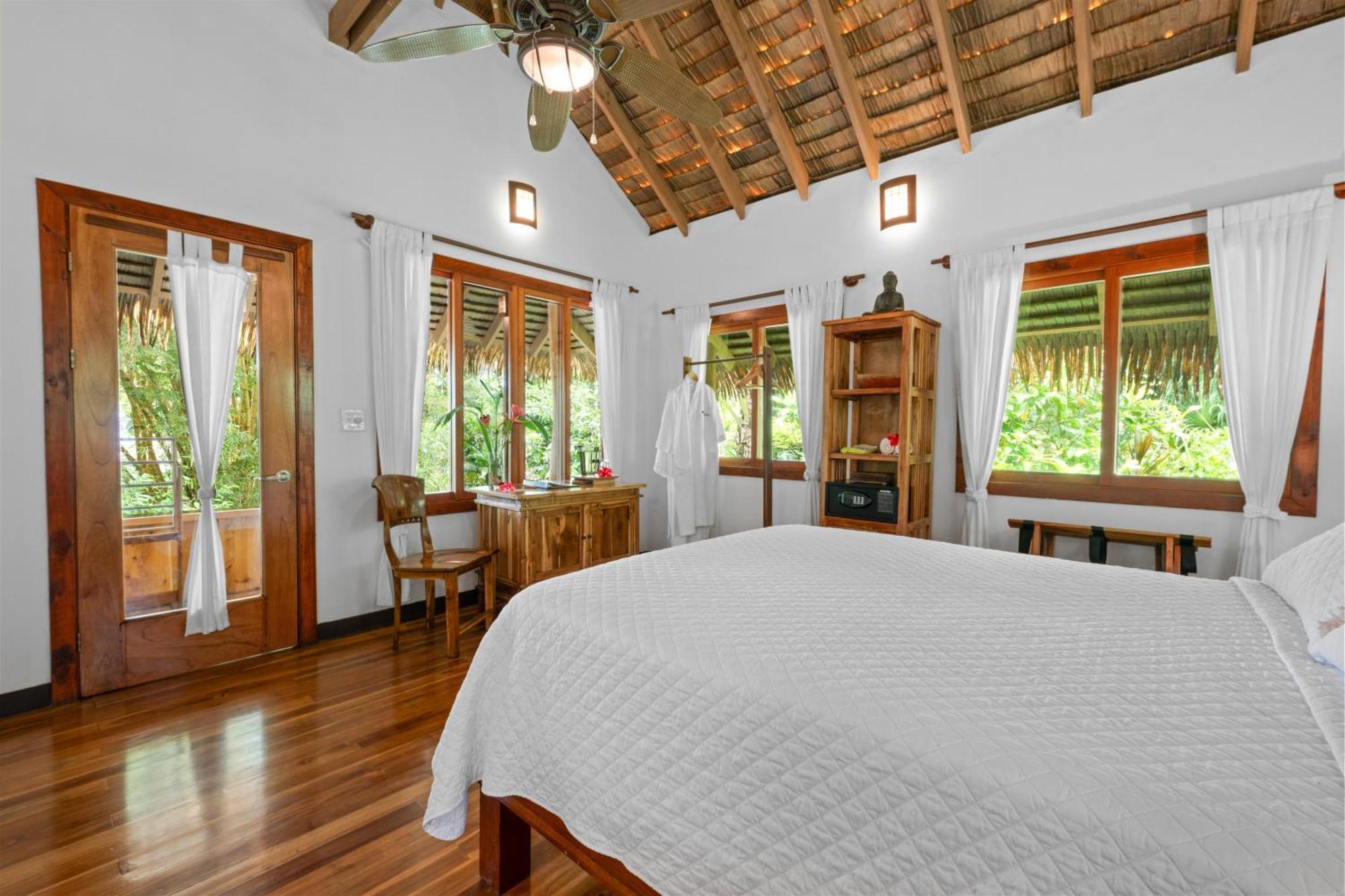 Copa De Arbol Beach & Rainforest Resort Drakes Bay Rum bild